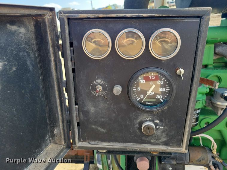 image for item DZ6635 1989 Le Roi Dresser air compressor