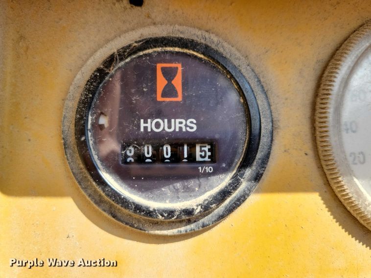 image for item DZ6635 1989 Le Roi Dresser air compressor