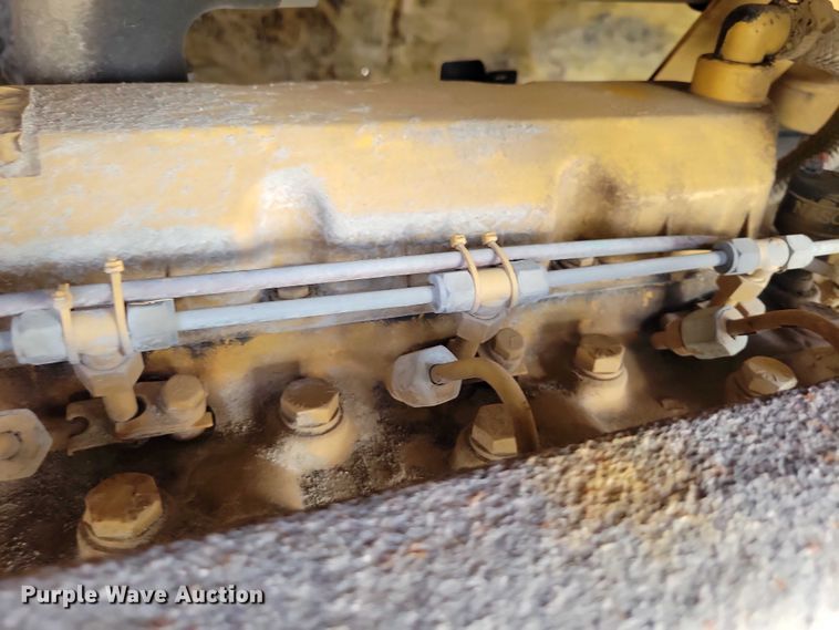 image for item DZ6635 1989 Le Roi Dresser air compressor