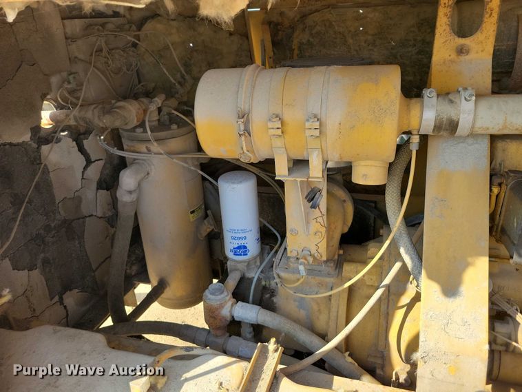 image for item DZ6635 1989 Le Roi Dresser air compressor