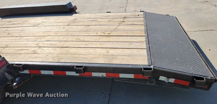 image for item DZ6703 2019 H & H equipment trailer