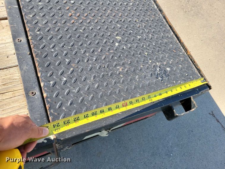 image for item DZ6703 2019 H & H equipment trailer