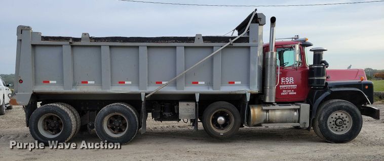 image for item DZ6708 2000 Mack RB688S dump truck