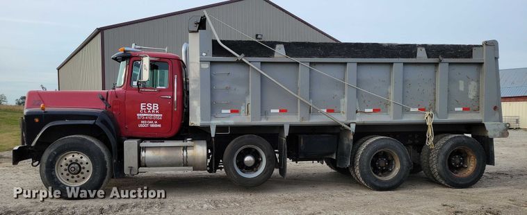 image for item DZ6708 2000 Mack RB688S dump truck