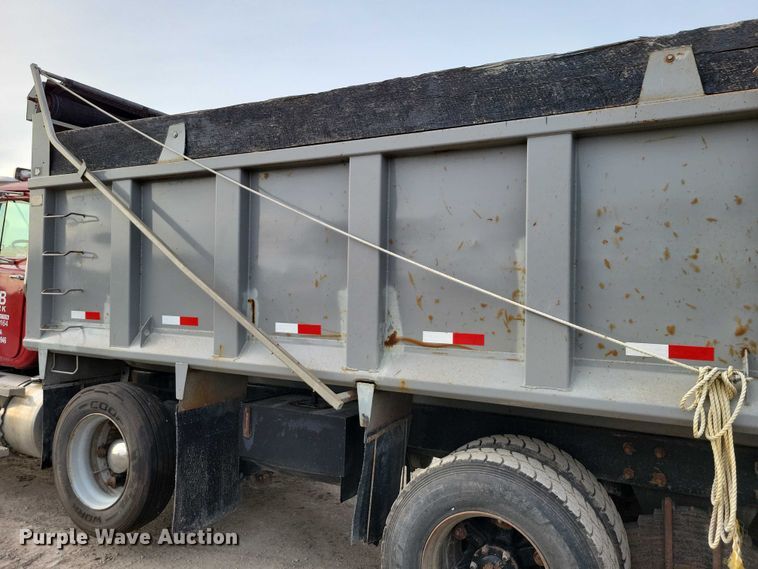 image for item DZ6708 2000 Mack RB688S dump truck