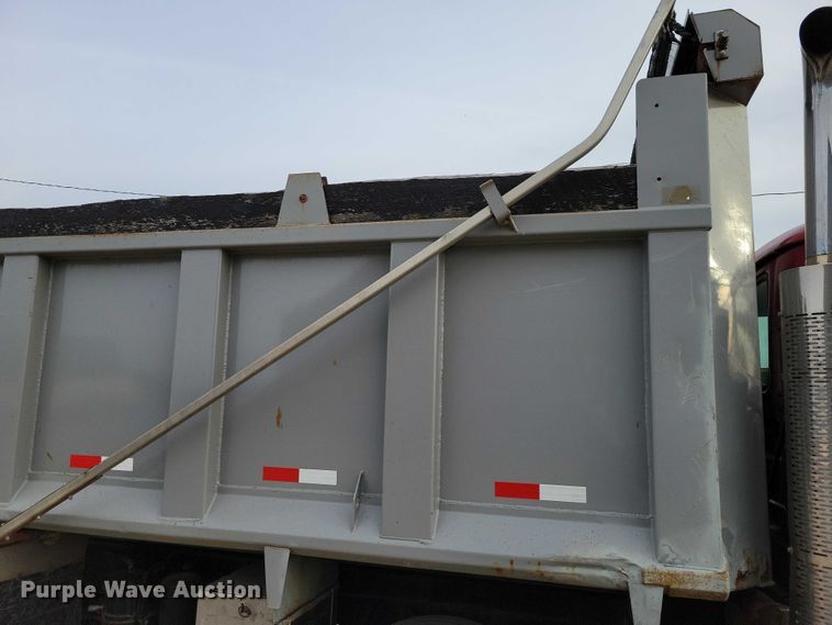 image for item DZ6708 2000 Mack RB688S dump truck