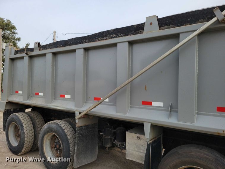 image for item DZ6708 2000 Mack RB688S dump truck