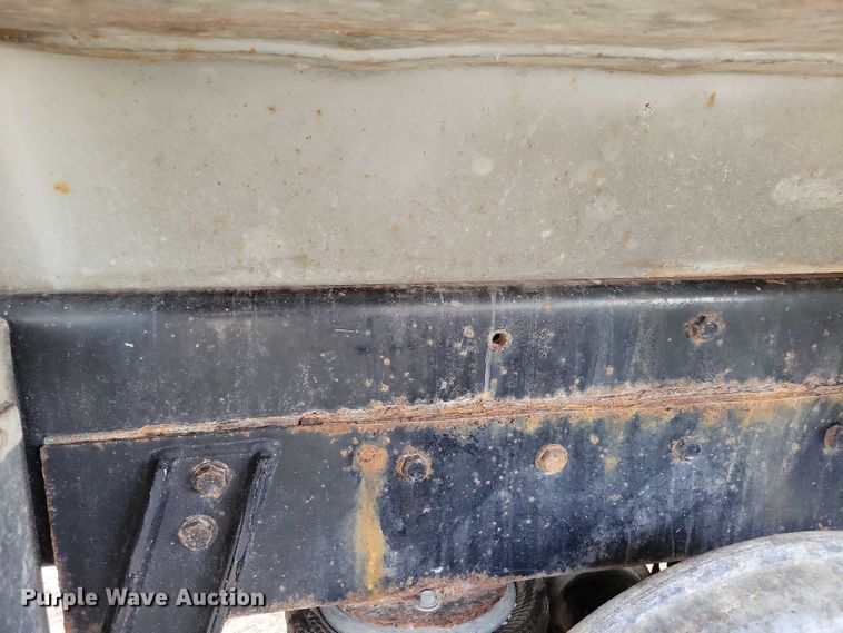 image for item DZ6708 2000 Mack RB688S dump truck