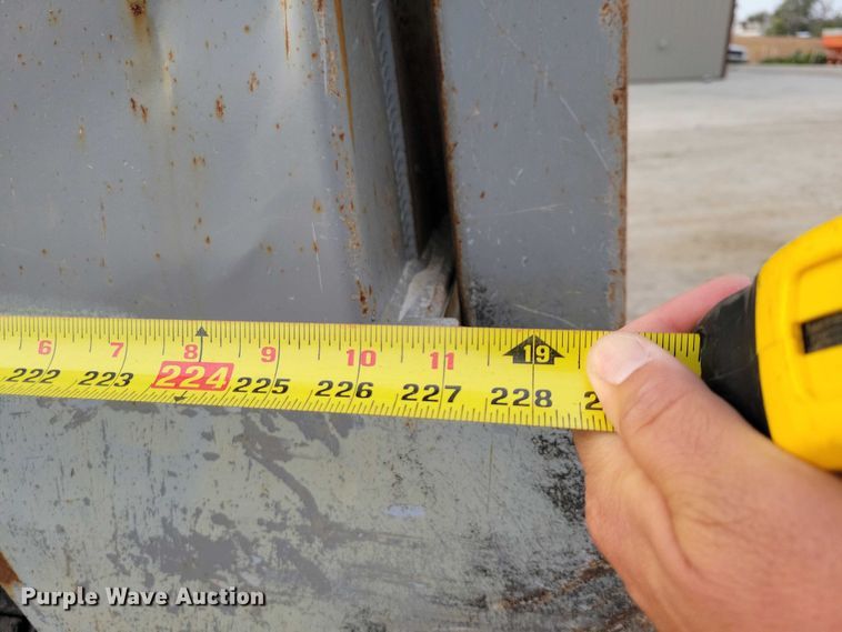 image for item DZ6708 2000 Mack RB688S dump truck