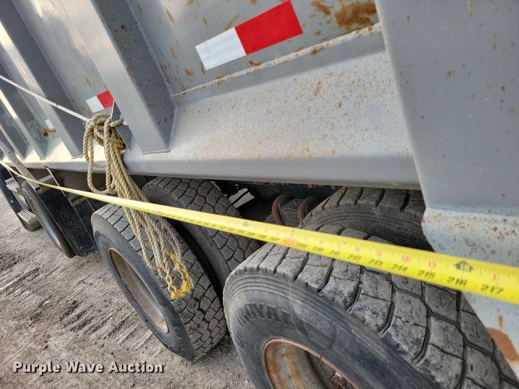 image for item DZ6708 2000 Mack RB688S dump truck