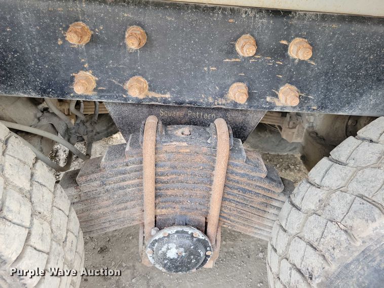 image for item DZ6708 2000 Mack RB688S dump truck