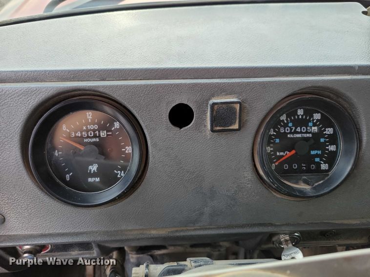 image for item DZ6708 2000 Mack RB688S dump truck