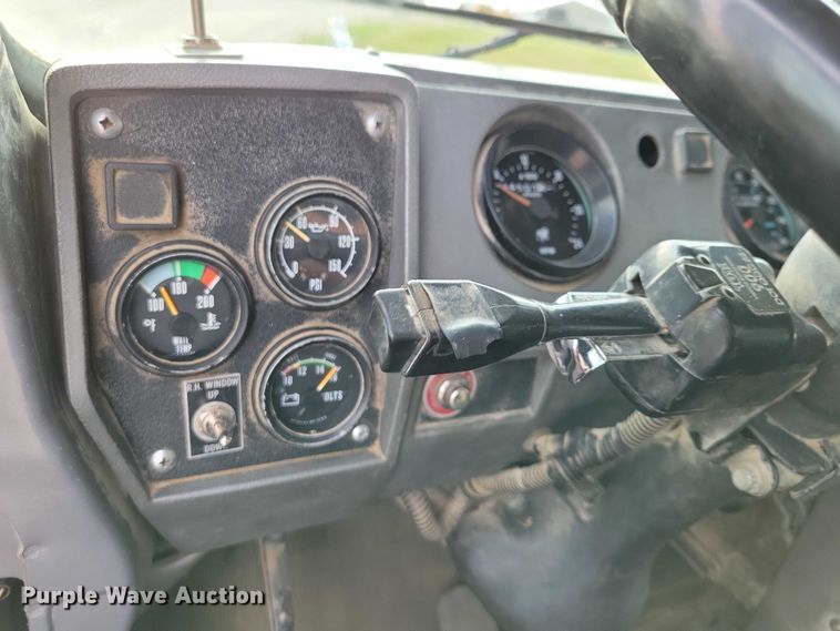 image for item DZ6708 2000 Mack RB688S dump truck