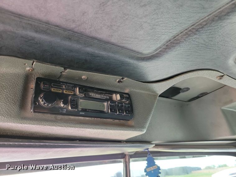 image for item DZ6708 2000 Mack RB688S dump truck