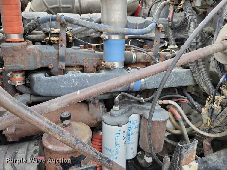 image for item DZ6708 2000 Mack RB688S dump truck