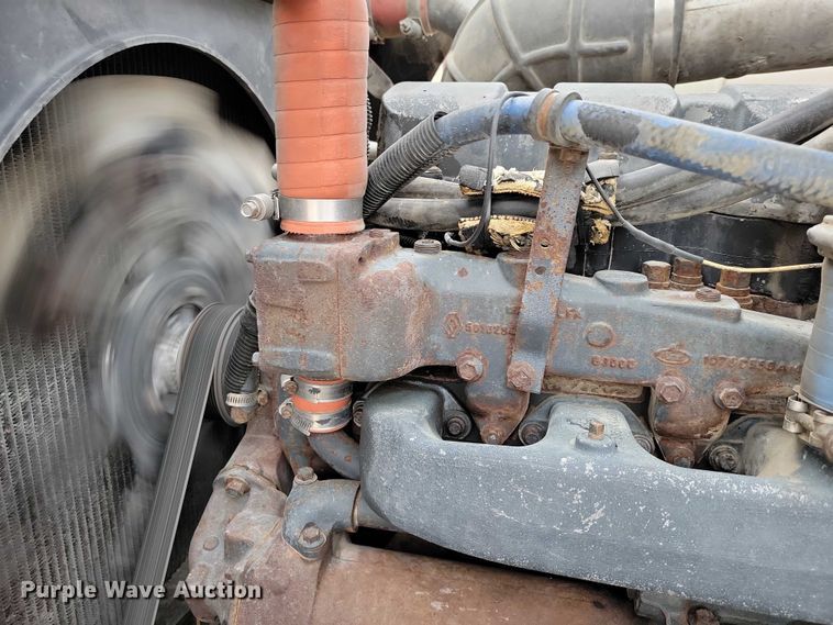 image for item DZ6708 2000 Mack RB688S dump truck