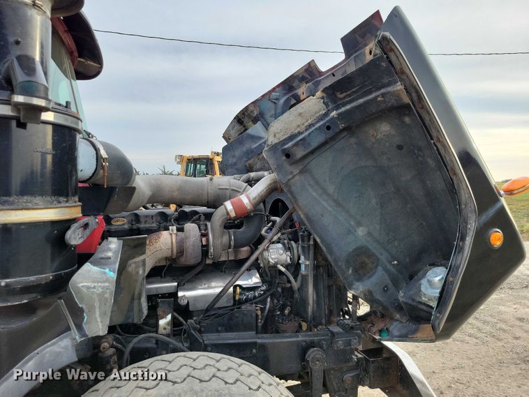 image for item DZ6708 2000 Mack RB688S dump truck