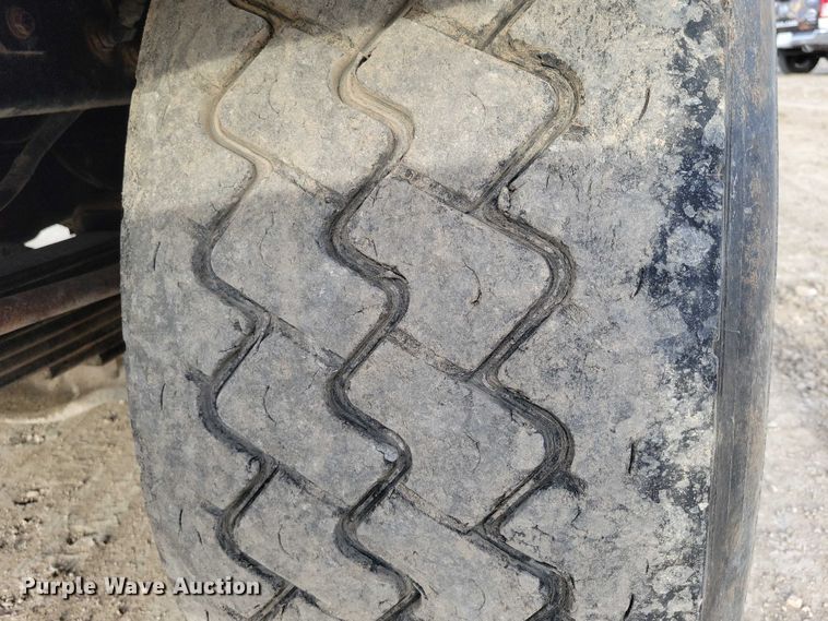 image for item DZ6708 2000 Mack RB688S dump truck