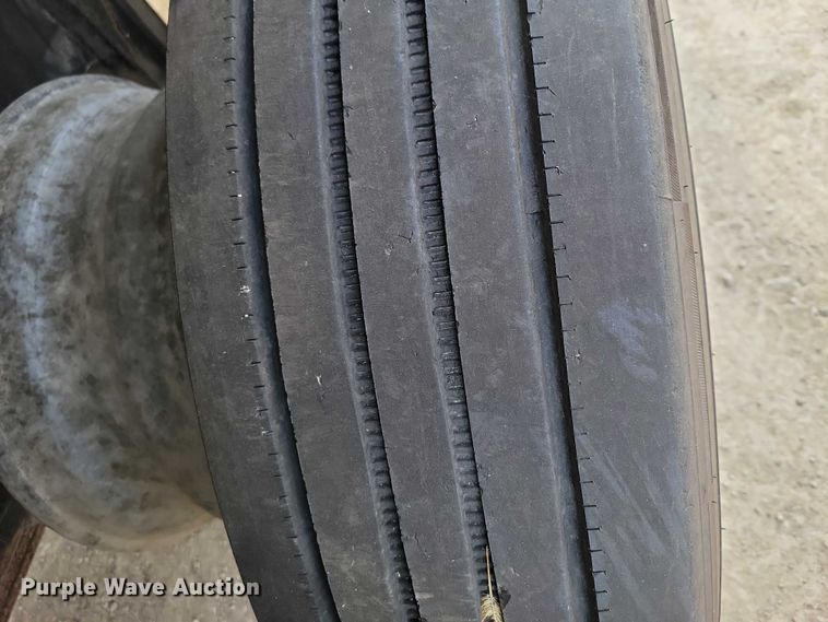 image for item DZ6708 2000 Mack RB688S dump truck