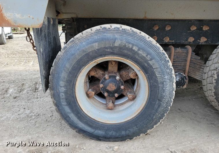 image for item DZ6708 2000 Mack RB688S dump truck