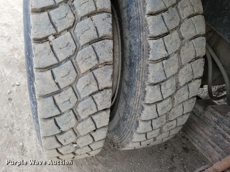 image for item DZ6708 2000 Mack RB688S dump truck