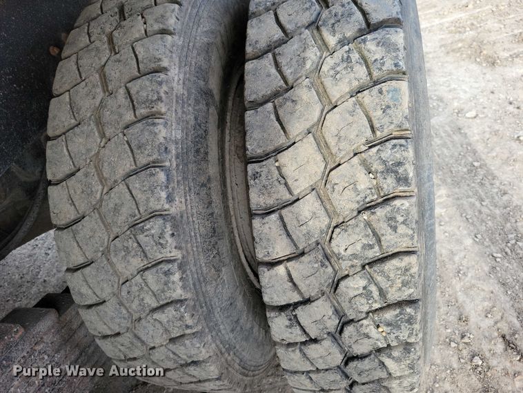 image for item DZ6708 2000 Mack RB688S dump truck