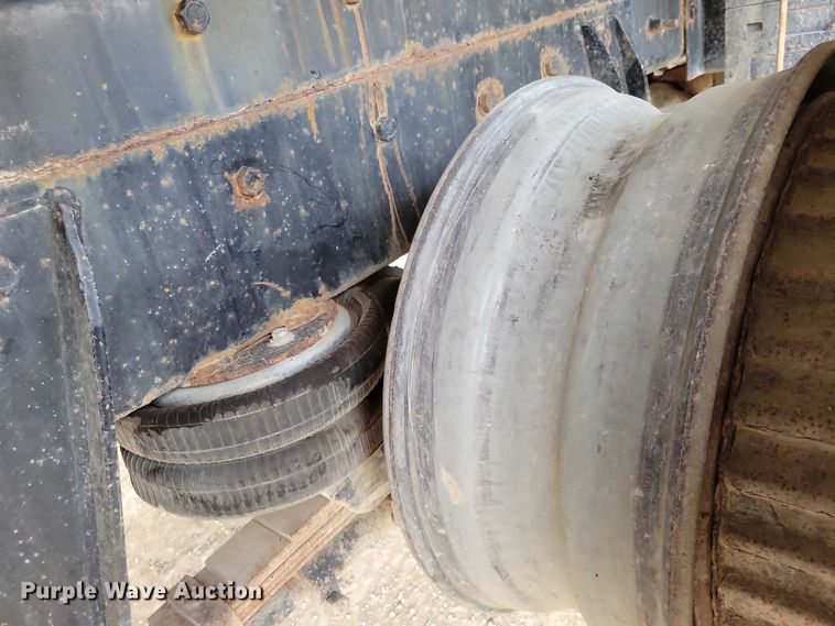 image for item DZ6708 2000 Mack RB688S dump truck