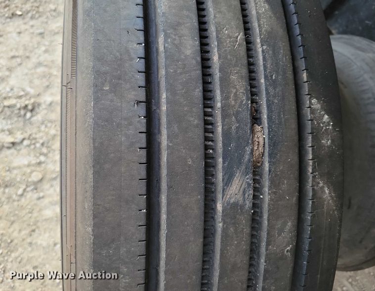 image for item DZ6708 2000 Mack RB688S dump truck