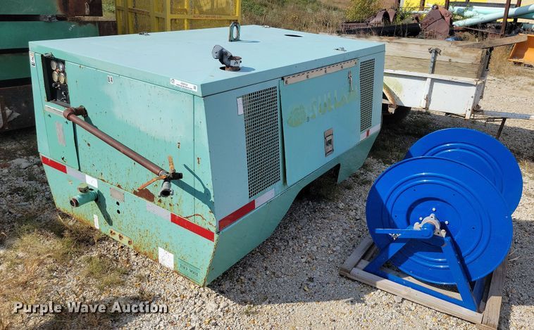 image for item DZ6724 Sullair 185 DPQ JD air compressor