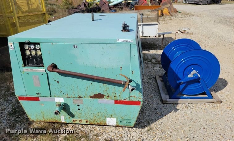 image for item DZ6724 Sullair 185 DPQ JD air compressor