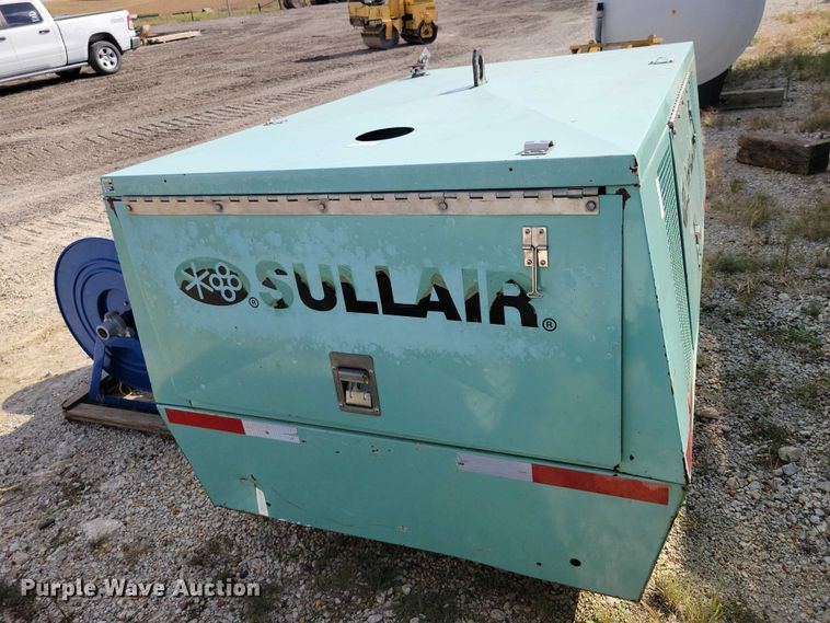 image for item DZ6724 Sullair 185 DPQ JD air compressor