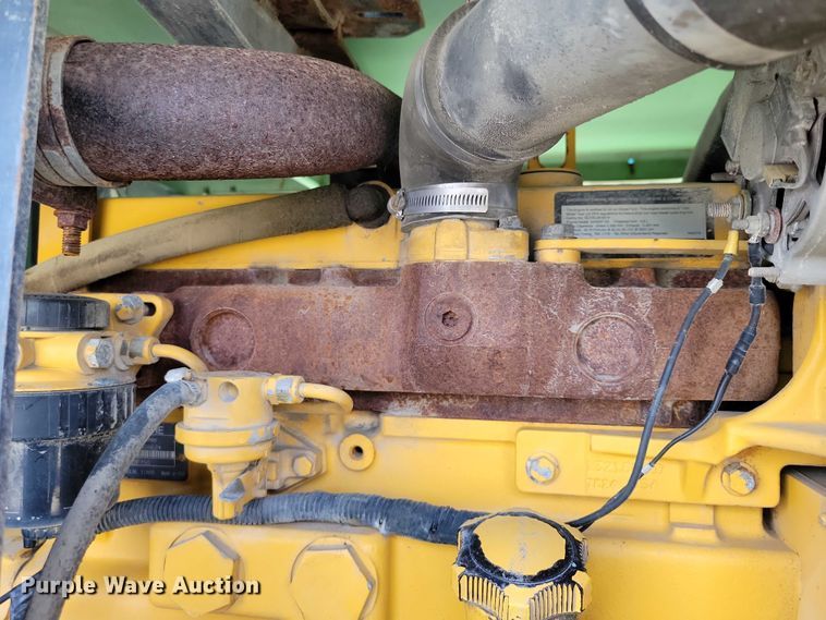 image for item DZ6724 Sullair 185 DPQ JD air compressor