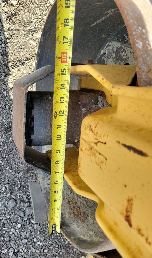 image for item DZ6725 Wacker Nuson RD880V double drum vibratory roller