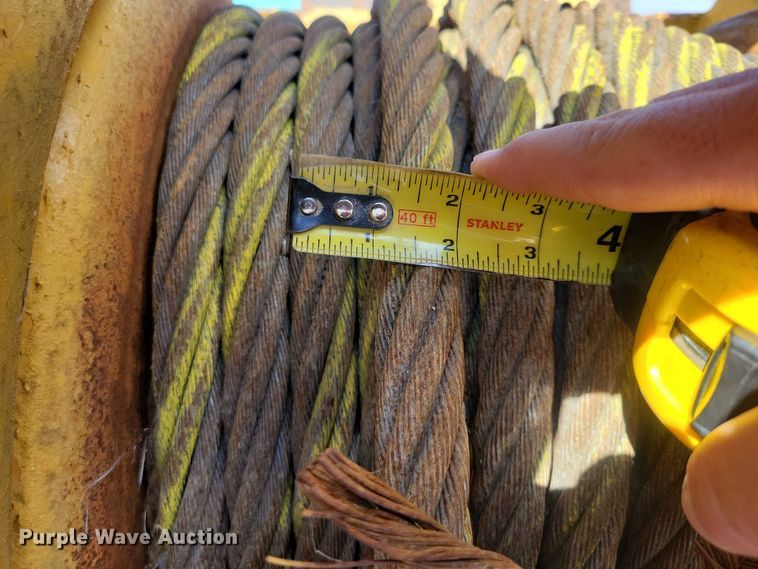 image for item DZ6727 Caterpillar D6R winch