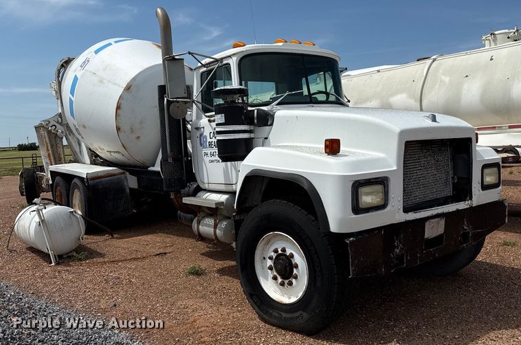 image for item DZ8830 1999 Mack RD690S ready mix truck