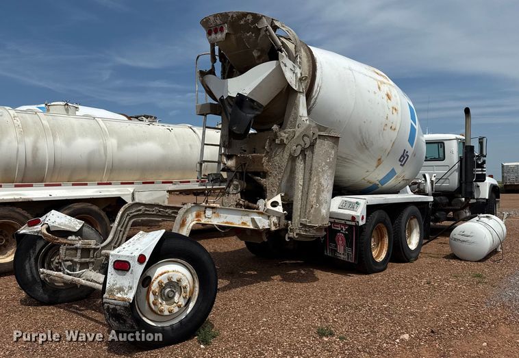 image for item DZ8830 1999 Mack RD690S ready mix truck