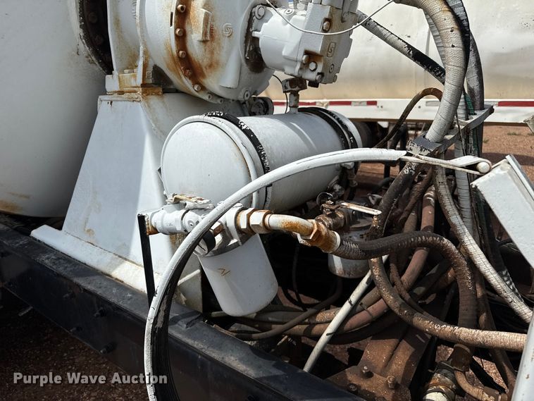 image for item DZ8830 1999 Mack RD690S ready mix truck