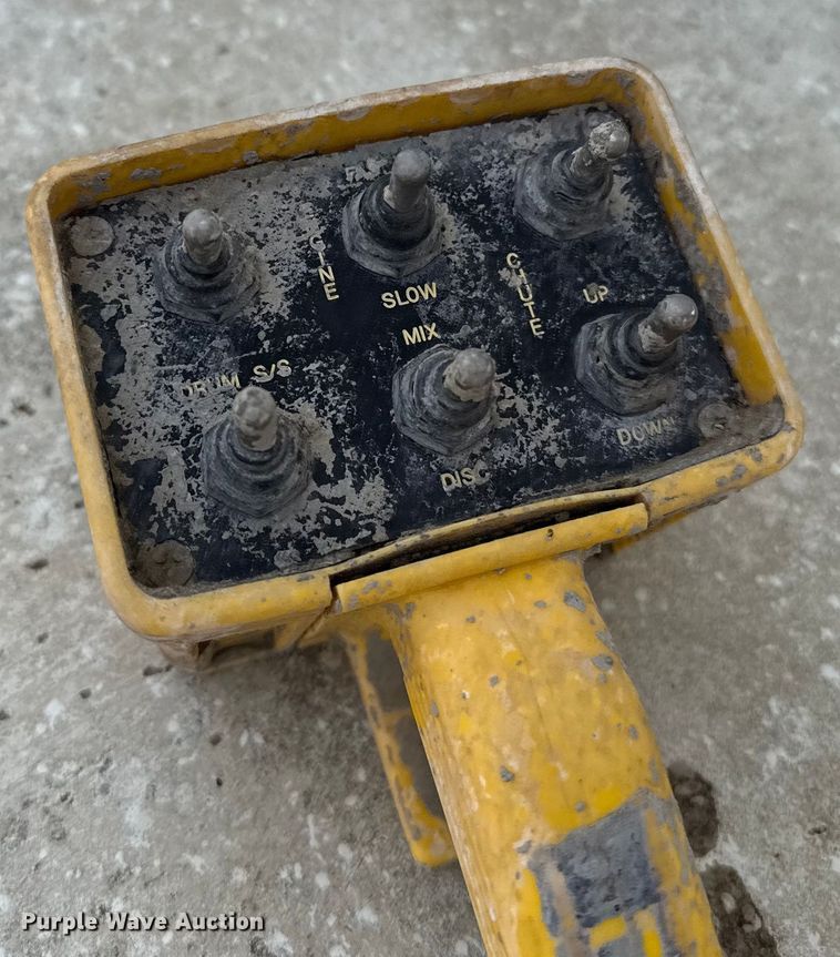 image for item DZ8830 1999 Mack RD690S ready mix truck