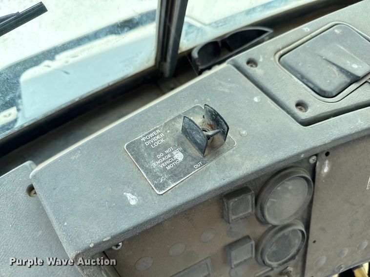 image for item DZ8830 1999 Mack RD690S ready mix truck