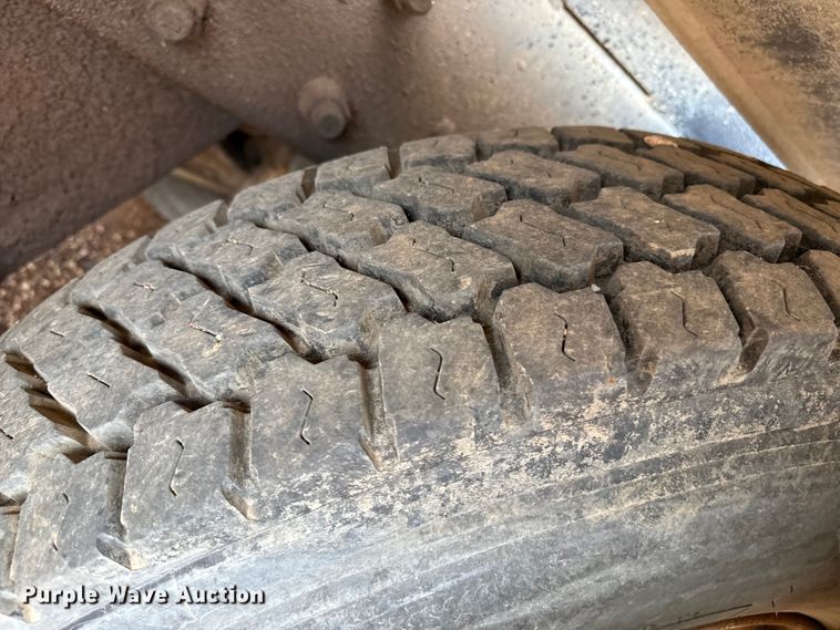 image for item DZ8830 1999 Mack RD690S ready mix truck