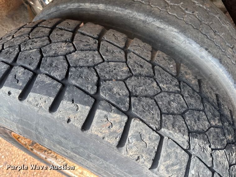 image for item DZ8830 1999 Mack RD690S ready mix truck