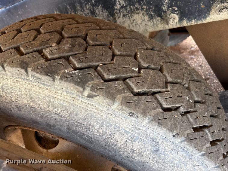 image for item DZ8830 1999 Mack RD690S ready mix truck