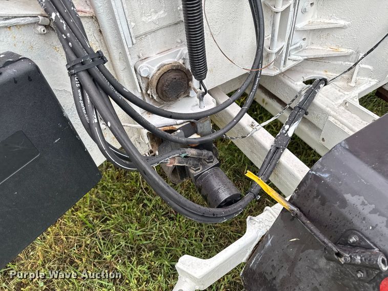 image for item EA1884 Altec DC1317 wood chipper