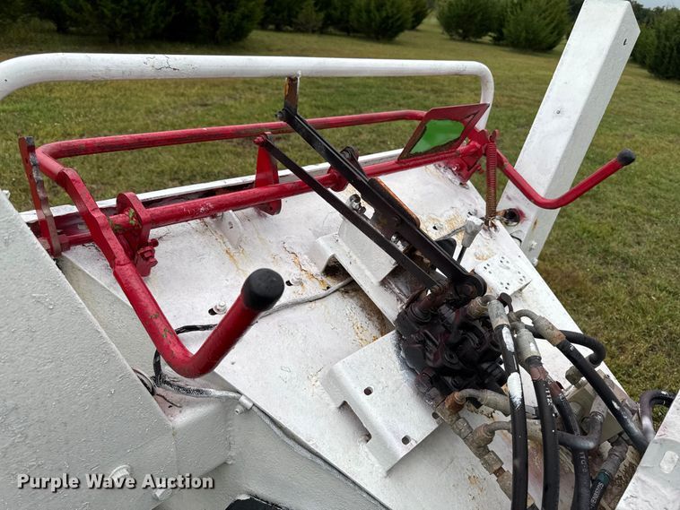 image for item EA1884 Altec DC1317 wood chipper