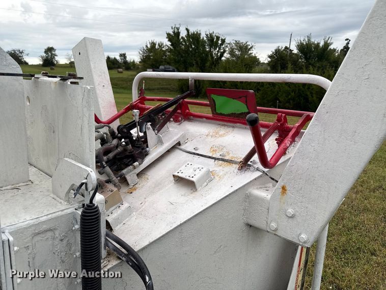 image for item EA1884 Altec DC1317 wood chipper