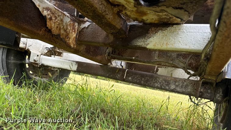 image for item EA1884 Altec DC1317 wood chipper