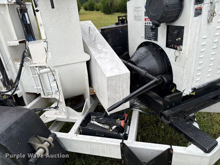 image for item EA1884 Altec DC1317 wood chipper