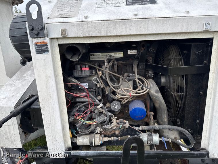 image for item EA1884 Altec DC1317 wood chipper