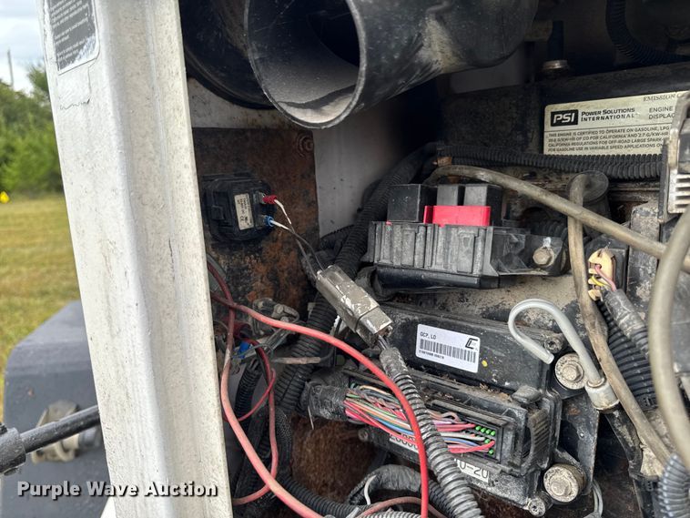 image for item EA1884 Altec DC1317 wood chipper