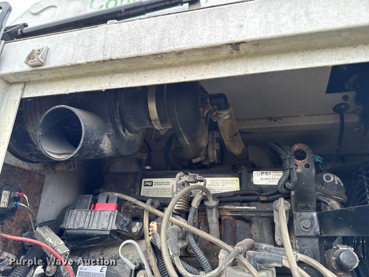 image for item EA1884 Altec DC1317 wood chipper